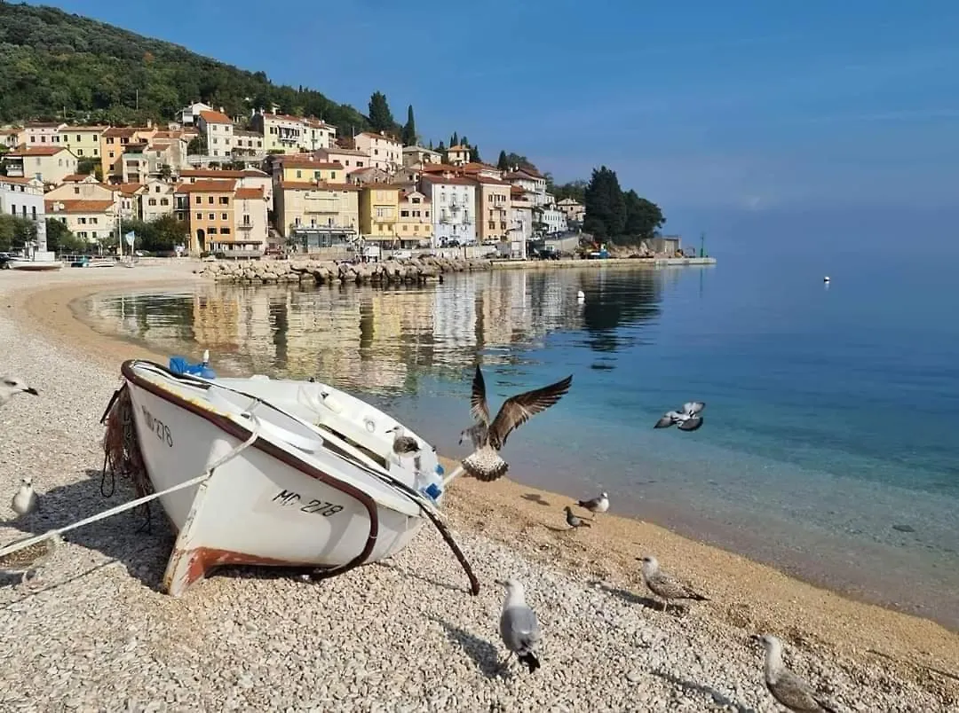 Apartman En Mošćenička Draga Apartamento
