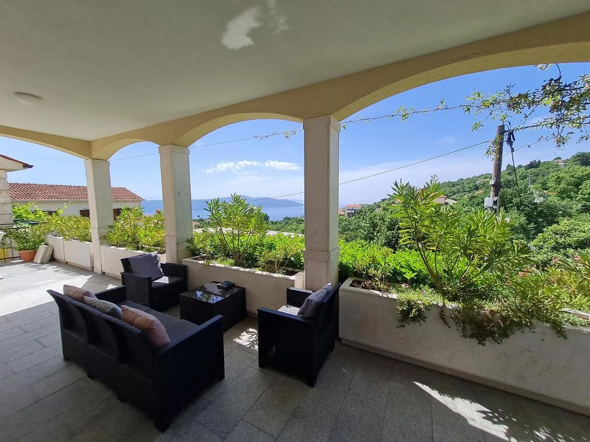 Apartman En Mošćenička Draga 0*,  Croacia