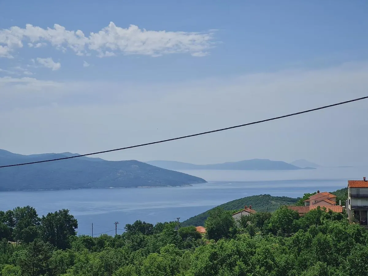 Apartman En Mošćenička Draga Apartamento